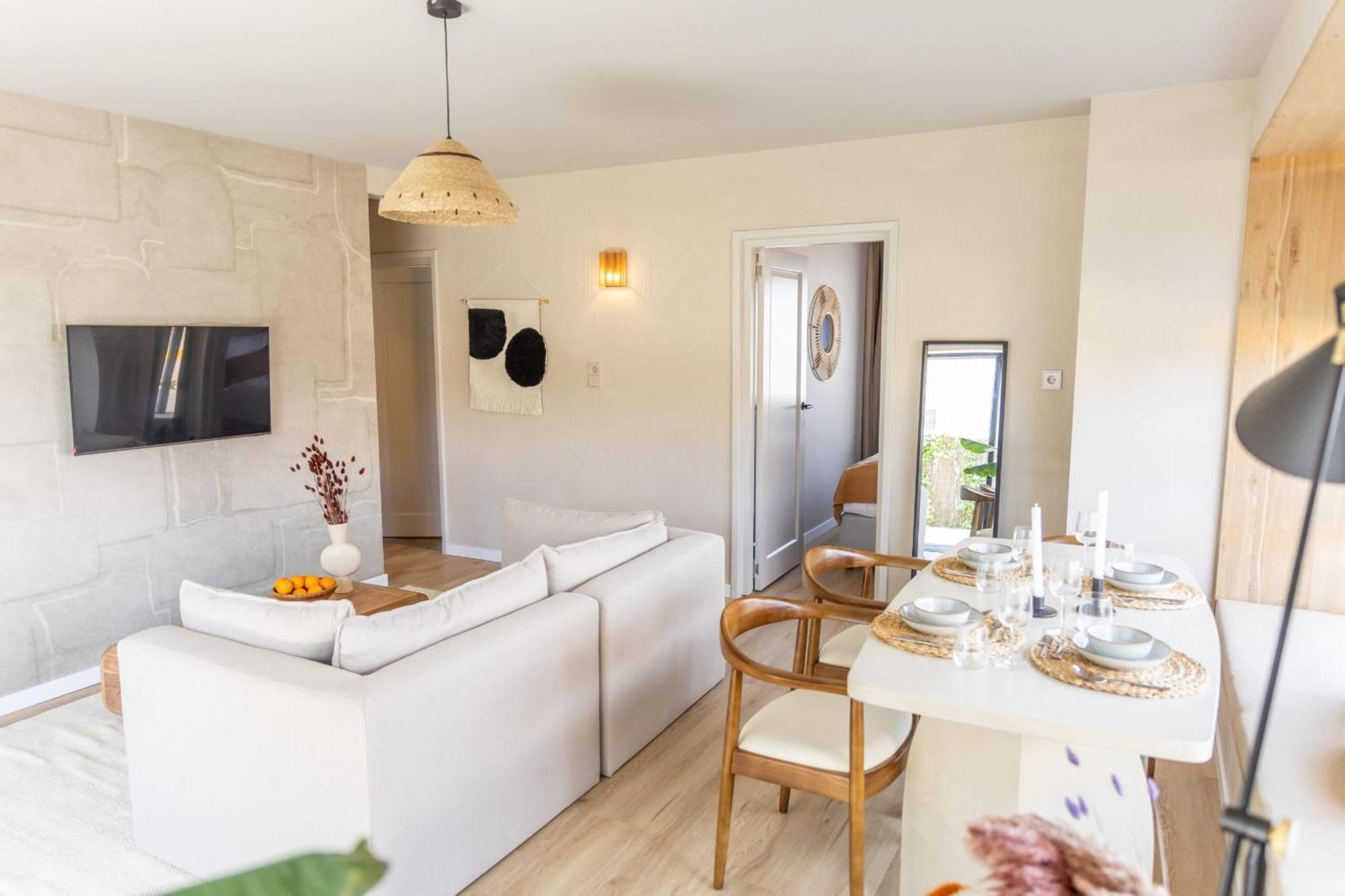Huswell - Modern Apartment With Garden, Near Beach Кадзанд Екстериор снимка
